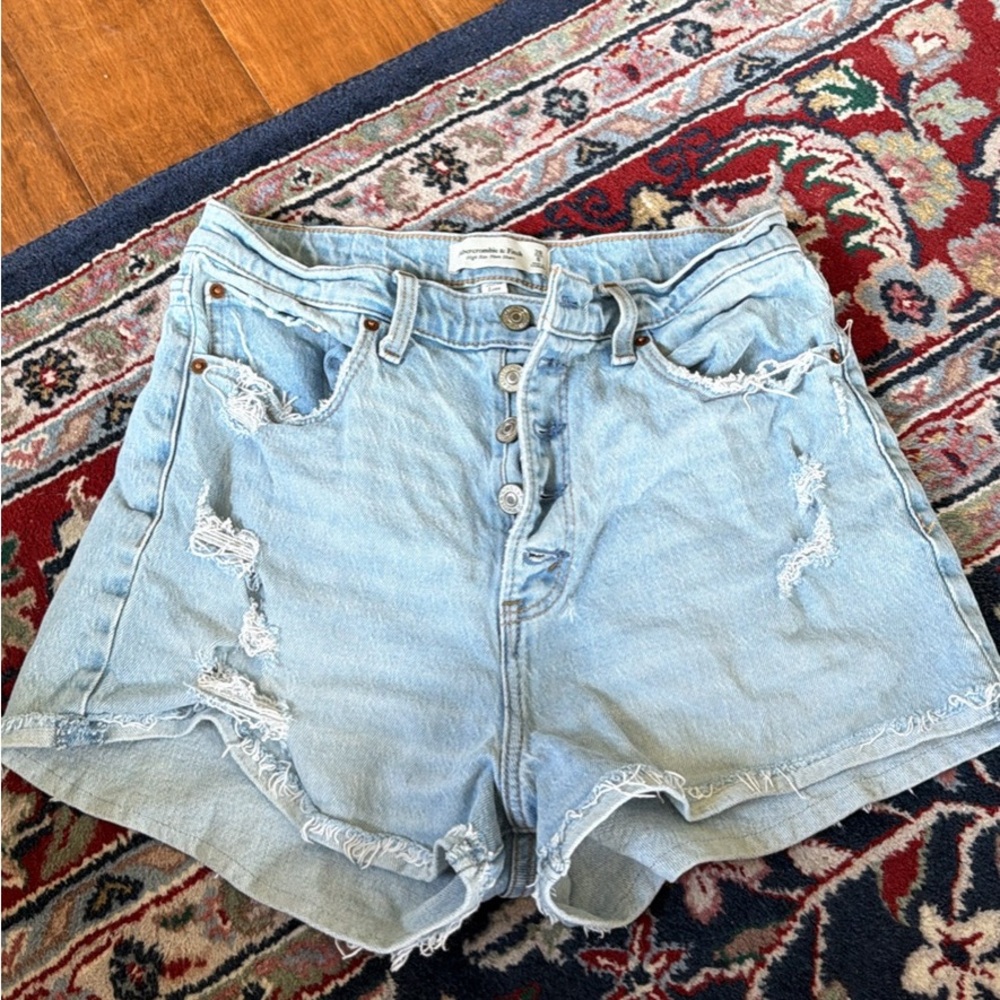 Abercrombie & Fitch Light Wash Distressed Denim Shorts Curve Love